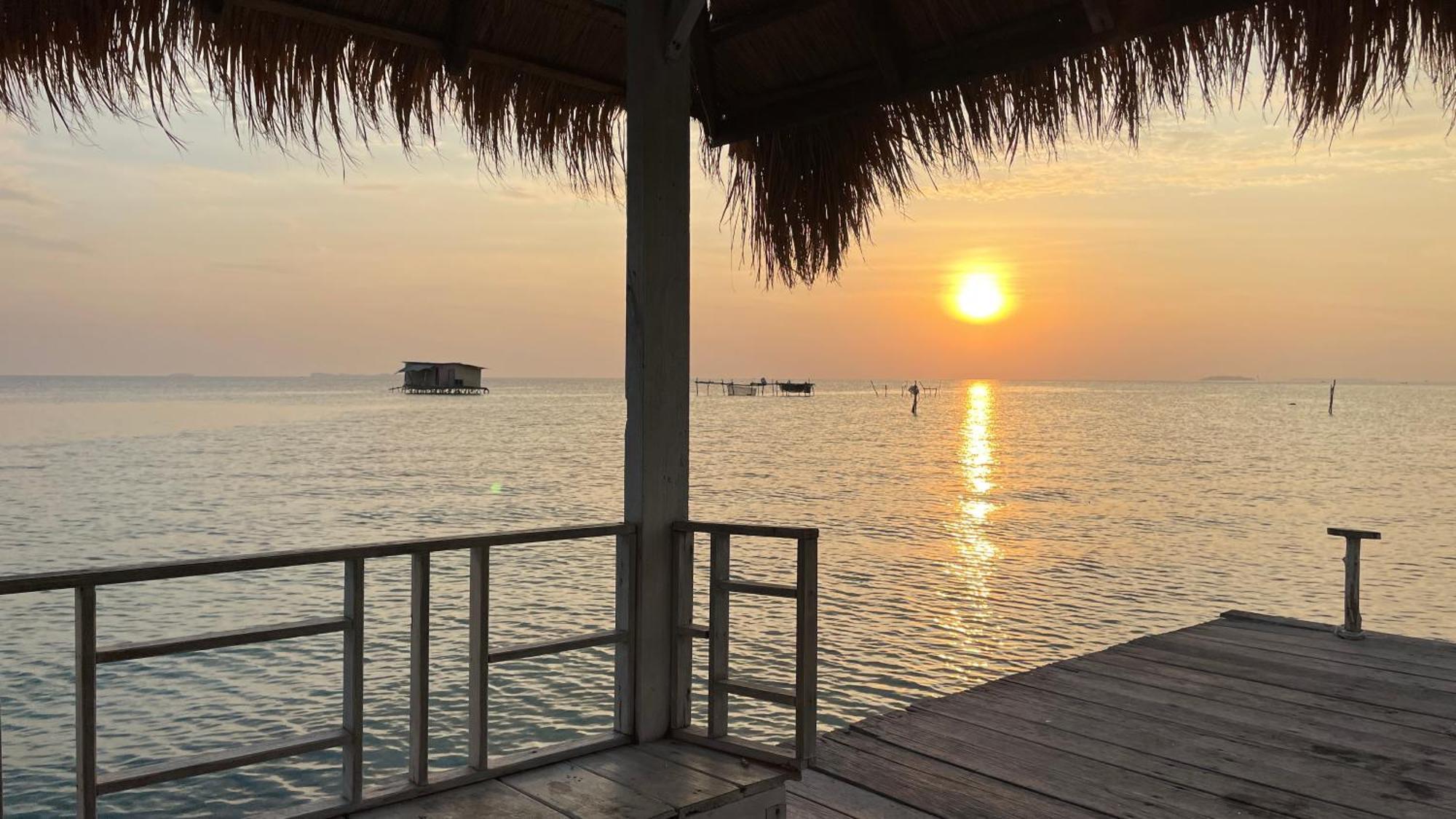 Mangrove Inn Karimunjawa Exterior foto