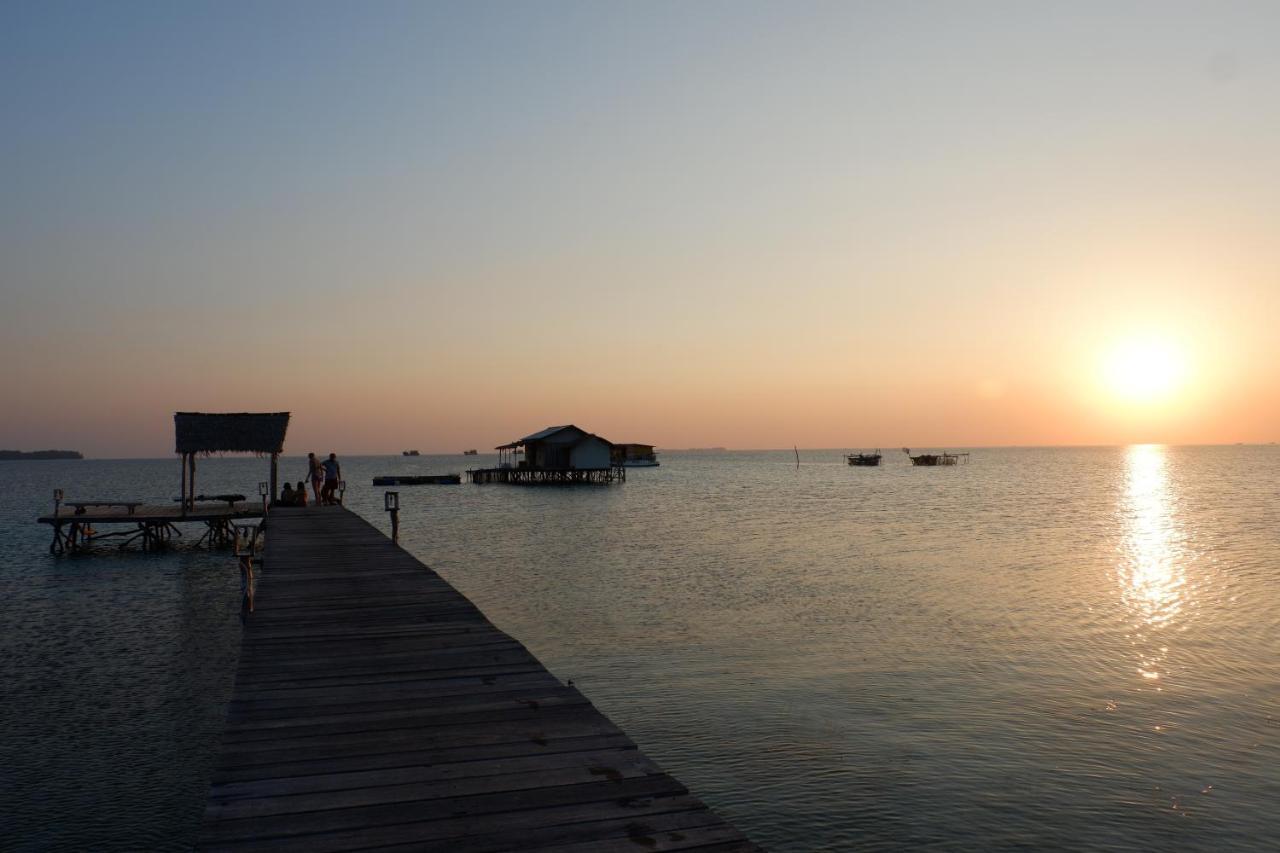 Mangrove Inn Karimunjawa Exterior foto