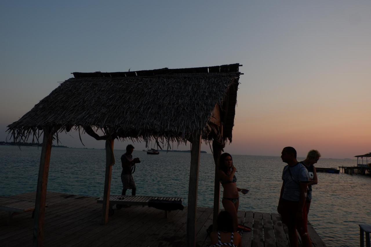 Mangrove Inn Karimunjawa Exterior foto