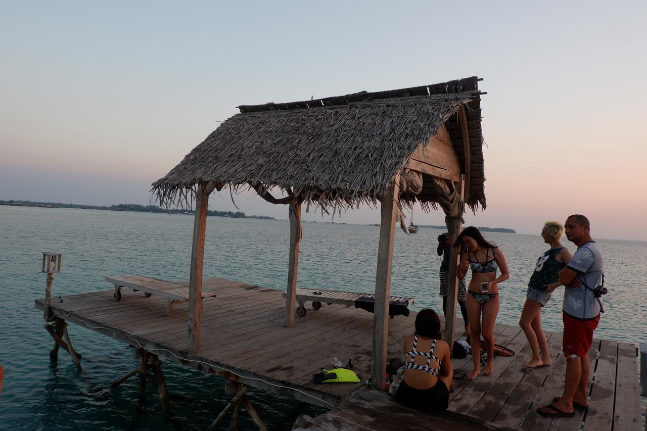 Mangrove Inn Karimunjawa Exterior foto